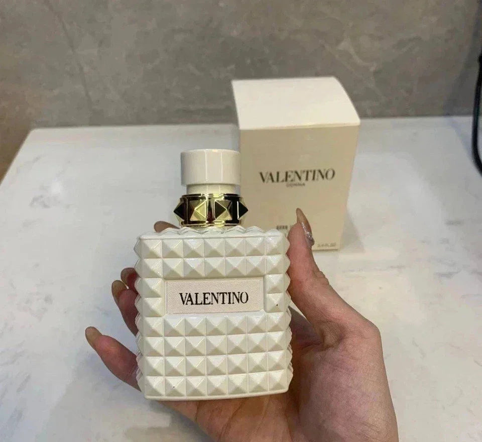 Valentino donna born in roma IVORY EPD 3.4FL OZ